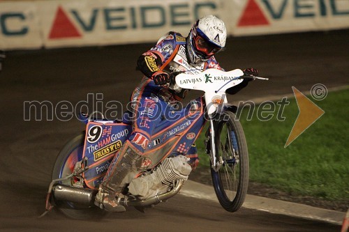 Scott Nicholls (Velika Britanija)