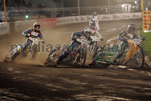 Andreas Jonsson (Švedska), Greg Hancock (ZDA), Nicki Pedersen (Danska) in Antonio Lindbaeck (Švedska)