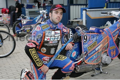 Scott Nicholls (Velika Britanija)