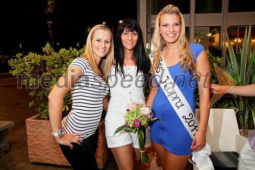 Sara Ražem, sestra, Ivanka Ražem, mama in Romina Ražem, Miss Kopra 2011