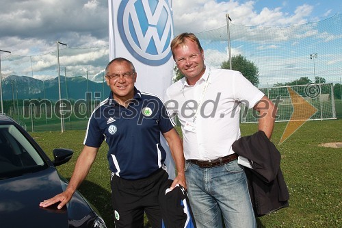 	Felix Magath, trener kluba Wolfsburg in Marko Škriba, vodja znamke Volkswagen v Sloveniji