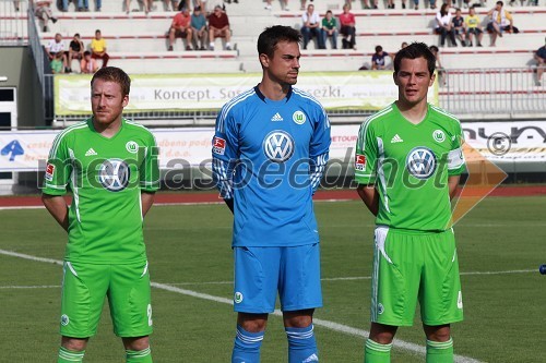 Patrick Ochs, Diego Benaglio, vratar, Marcel Schäfer, kapetan NK VfL Wolfsburg