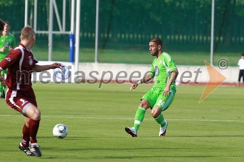 Boštjan Gaberšček, Triglav in Ashkan Dejagah, VfL Wolfsburg