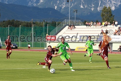 Nogometna tekma Kranj Triglav - Wolfsburg