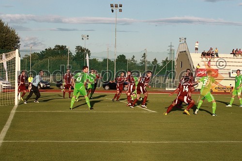 Nogometna tekma Kranj Triglav - Wolfsburg