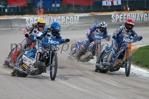 Andreas Jonsson (Švedska), Fredrik Lindgren (Švedska), Jason Crump (Avstralija) in Rune Holta (Poljska)