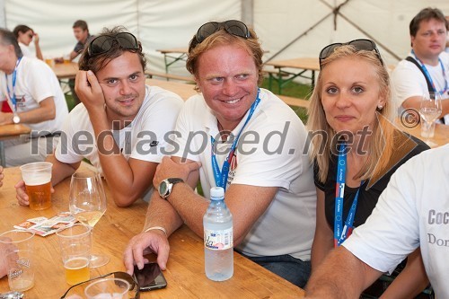 Andraž Hribar, glasbenik, Aleš Pelhan in Maja Grebenšek