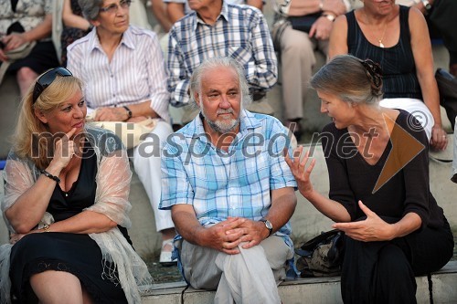 Melita Forstnerič Hajnšek, Peter Kolšek in Jelka Kernev Štrajn, člani strokovne žirije za Veronikino nagrado 2011