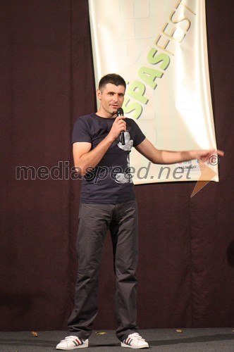 Husein Šakanovič, stand up komik