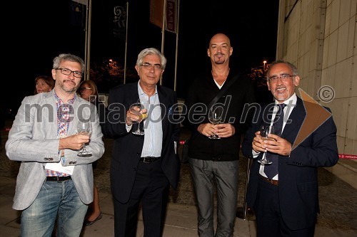 Oscar Cecchi, radio Attivita, Giuseppe Ferrazza, Dejan Božović, Gazzettino in Antonio Tasca, direktor teatra Verdi