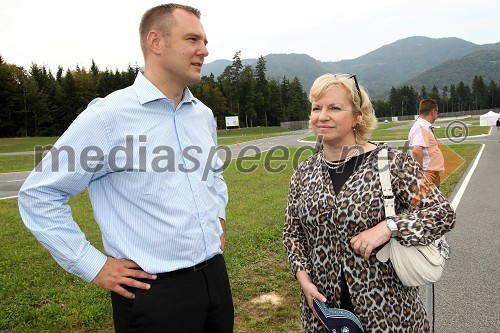 ... in Sabrina Pečelin, vodja odnosov z javnostmi pri Porsche Slovenija d.o.o.