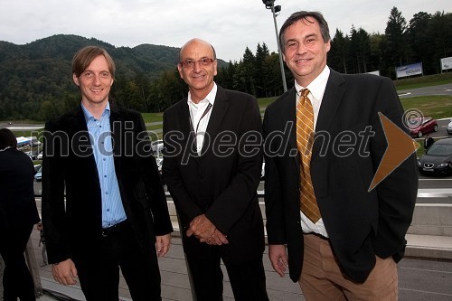 ..., Heinz Slesak, generalni direktor Porsche Slovenija d.o.o., ...
