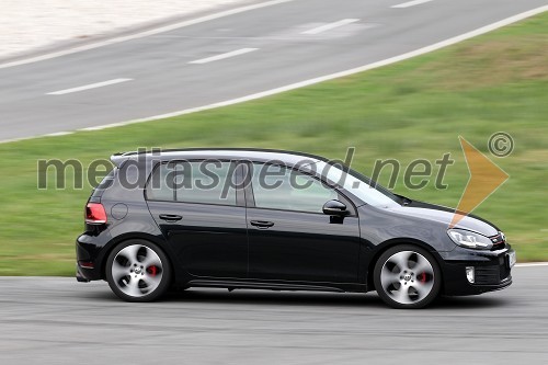 	Wolkswagen Golf