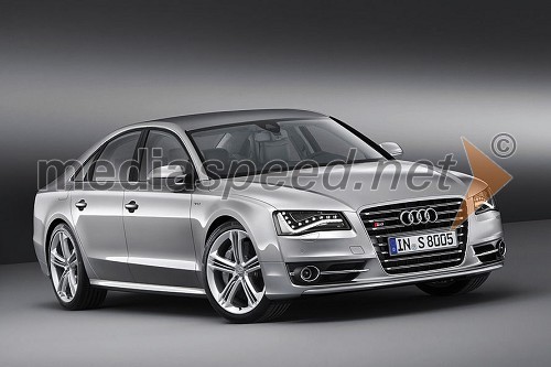 Audi S8 2012