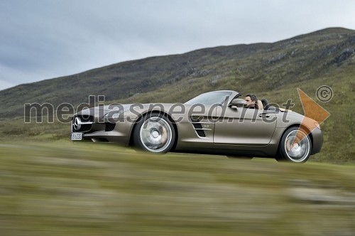 Mercedez-Benz SLS AMG roadster