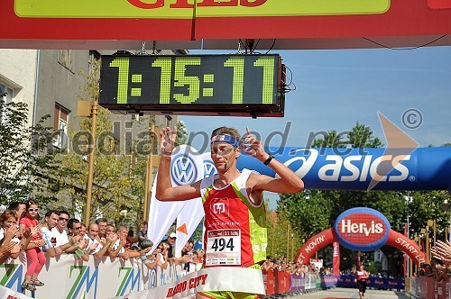 Mario Vračič, zmagovalec maratona na 21 km Brezplačna fotografija na facebooku