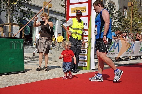 ..., Jure Marinšek (270) Brezplačna fotografija na facebooku
