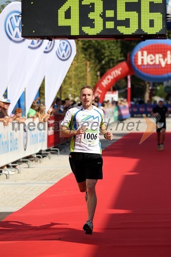 Jernej Hari (1006) Brezplačna fotografija na facebooku