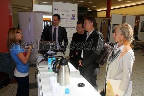 	..., doc. dr. Anton Habjanič direktor, TehnoCentra, Teodor Lorenčič, pom. glavnega tajnika UM, prof. dr. Danijel Rebolj, rektor univerze v Mariboru in prof. dr. Karin Stana Kleinschek, prorektorica univerze v Mariboru