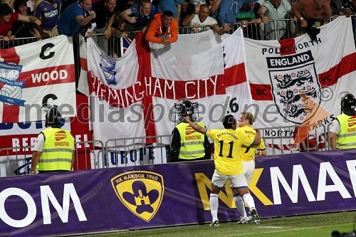 	Jean Beausejour, nogometaš Birmingham City FC in Chris Burke, nogometaš Birmingham City FC