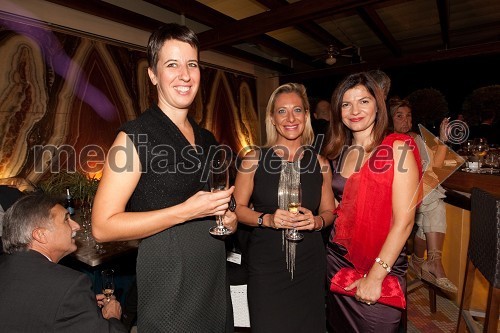 Monika Klinar, Finance, Maria Anselmi, Bisnode d.o.o. in Sonja Šmuc, izvršna direktorica združenja Manager