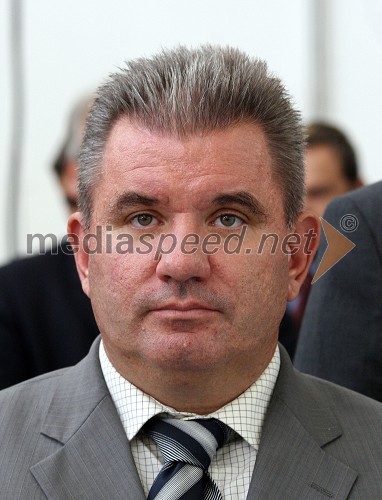Mag. Andrej Vizjak, minister za gospodarstvo