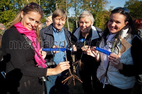 Mihaela Margan - Miša, novinarka, Geza Vogrinčič, profesor, ... in Alenka Gotar, pevka