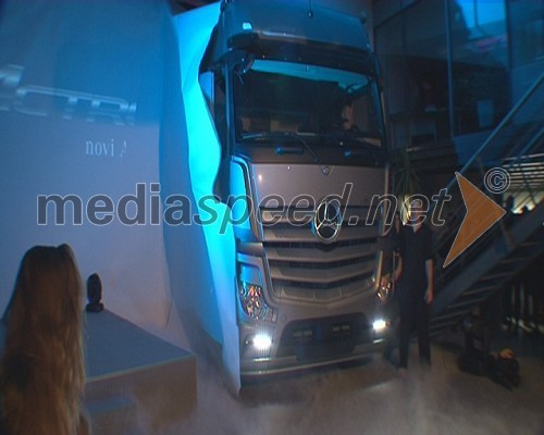 Novi tovornjak Mercedes-Benz Actros se predstavi!