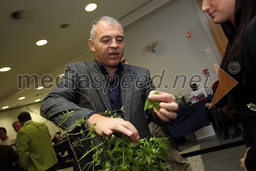 IV. mednarodni salon vina in delikatesnih izdelkov VinDel 2011