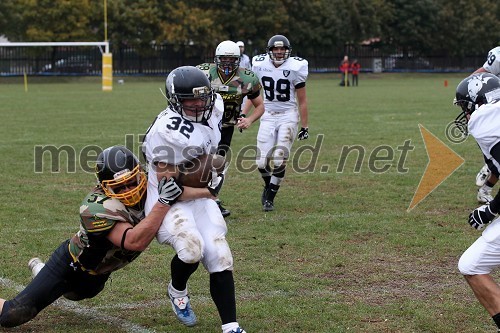 	Igralci ekip Maribor Generals in Zagreb Raiders