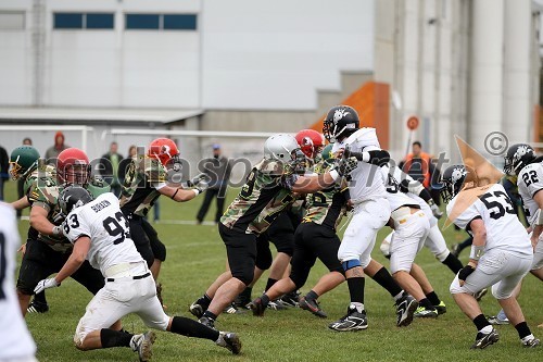 Igralci ekip Maribor Generals in Zagreb Raiders