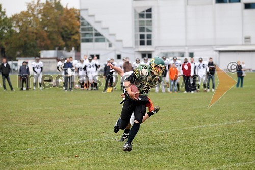 	Robi Fišer, igralec ekipe Maribor Generals in igralec ekipe Zagreb Raiders