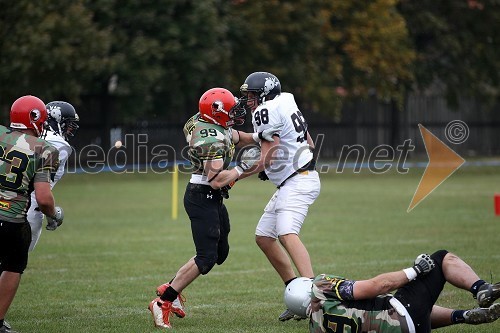 	Igralci ekip Maribor Generals in Zagreb Raiders