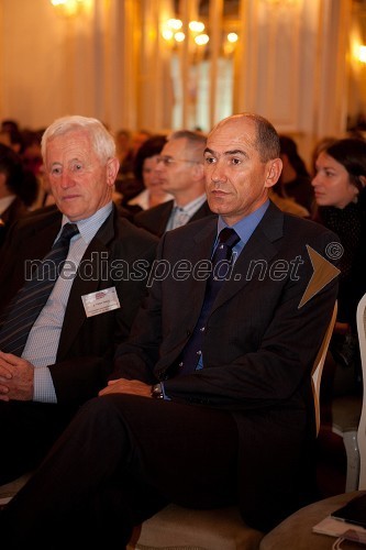 Viktor Žakelj, nekdanji predsednik Socialistične stranke Slovenije in Janez Janša, presednik SDS