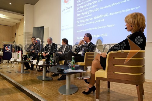 dr. Alenksandar Kešeljević, Ekonomska fakulteta v Ljubljani, Christof Droste, direktor Hella Saturnus Slovenija in manager leta, dr. Matej Accetto, Pravna fakulteta v Ljubljani, Jos Douma, veleposlanik Nizozemske v Sloveniji in Nevenka Črešnar Pergar, lastnica in direktorica podjetja NP Consulting