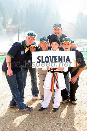 Ekipa Slovenije: Erik Slavec, Jasna Lovrenčič, Klemen Gerčar, Herman Jakolič in Miha Špindler