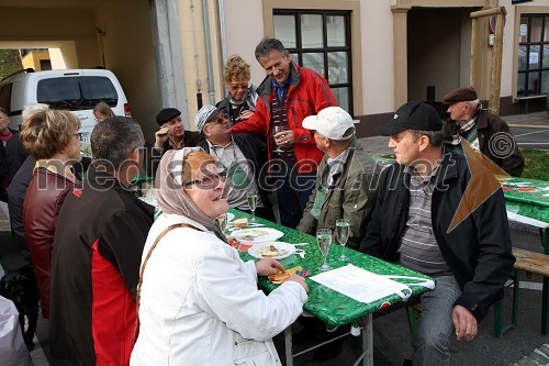 Anton Kampuš, župan Gornje Radgone in obiskovalci Martinovanja