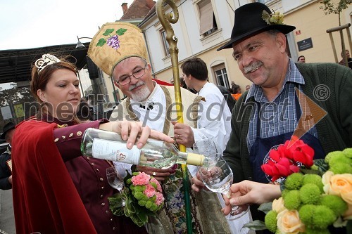 ..., ... in Marjan Kardinar, župan Dobrovnika