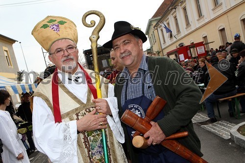 ... in Marjan Kardinar, župan Dobrovnika