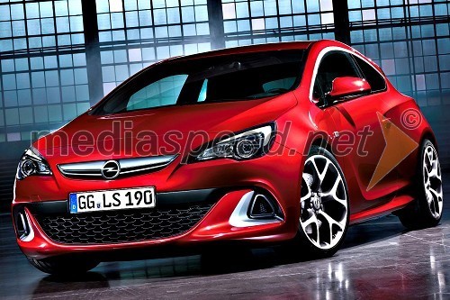 Nova Opel Astra OPC