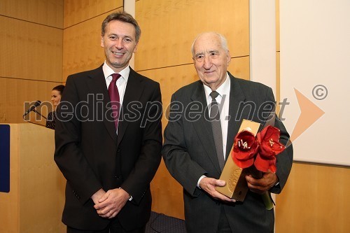 Prof. dr. Samo Fošnarič, dekan Pedagoške fakultete UM in ...