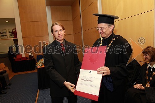 Tadej Tašner in prof. dr. Danijel Rebolj, rektor Univerze v Mariboru