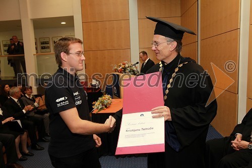 Kristijan Tomaš in prof. dr. Danijel Rebolj, rektor Univerze v Mariboru