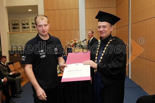 Jožef Zadravec in prof. dr. Danijel Rebolj, rektor Univerze v Mariboru	 
