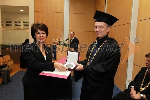 Prof. dr. Sonja Treven, Ekonomsko-poslovna fakulteta Univerze v Mariboru in prof. dr. Danijel Rebolj, rektor Univerze v Mariboru