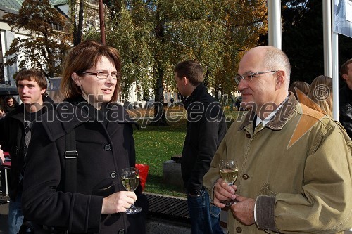 Prof. dr. Nataša Vaupotič, dekanica Fakultete za naravoslovje in matematiko UM in ...