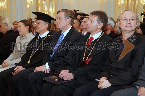 Prof. dr. Danijel Rebolj, rektor Univerze v Mariboru in soproga Suzana Rebolj, dr. Danilo Türk, predsednik Republike Slovenije, prof. dr. Samo Fošnarič, dekan Pedagoške fakultete UM in prof. dr. Oto Rimele, prorektor za področje umetnosti UM