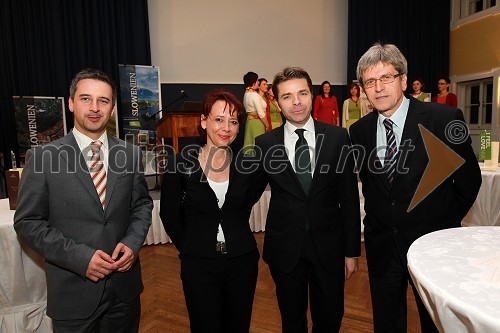 Janez Jager, Izvršni direktor za področje trženja in prodaje LifeClass, Metka Erjavec Granov, direktorica regionalne prodaje Sava Turizem - TMC d.o.o., Aleksander Geržina, veleposlanik Slovenije v Avstriji ter Jan Ciglenečki, direktor predstavništva Slovenske Turistične Organizacije v Avstriji