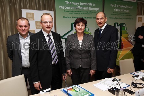 Franc Kangler, župan MOM, Radovan Žerjav, predsednik SLS, Ljudmila Novak, predsednica NSi in Janez Janša, predsednik SDS