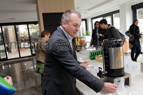 	Franc Kangler, župan MOM